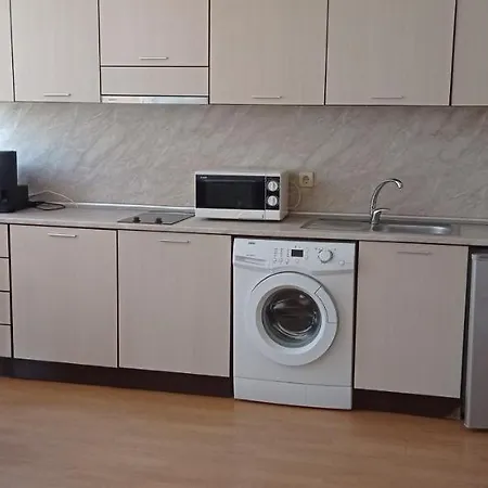 1 Bedroom In Eden Near Casino And The Beachplatinum Апартамент *
