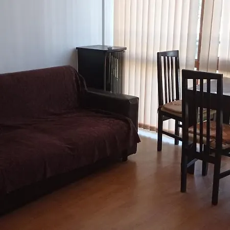 1 Bedroom In Eden Near Casino And The Beachplatinum *