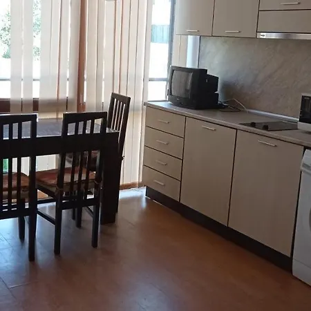 1 Bedroom In Eden Near Casino And The Beachplatinum Слънчев бряг